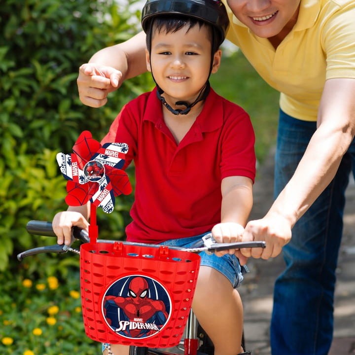 Zestaw akcesoriów rowerowe Marvel Spiderman, czerwony, dla dzieci 3-8 lat: koszyk, dzwonek